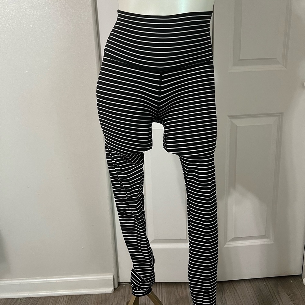 Lululemon Wunder Under High Rise Tight Luxtreme 28”